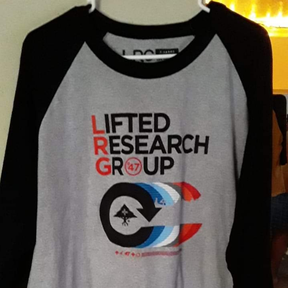 2xl multi color LRG 3/4 SHIRT